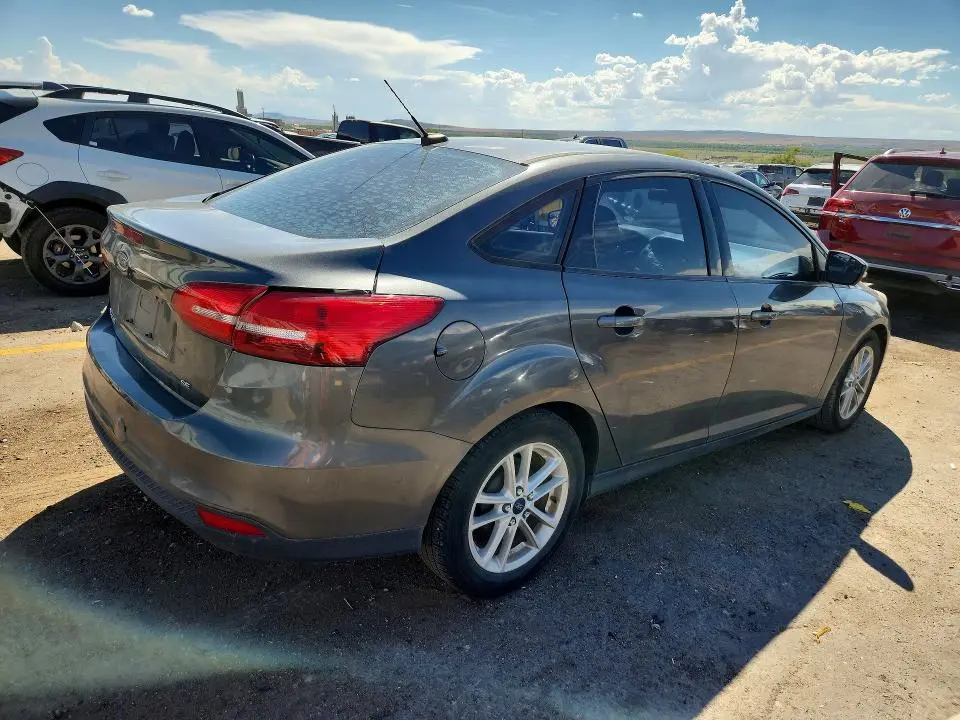2017 FORD FOCUS SE  
