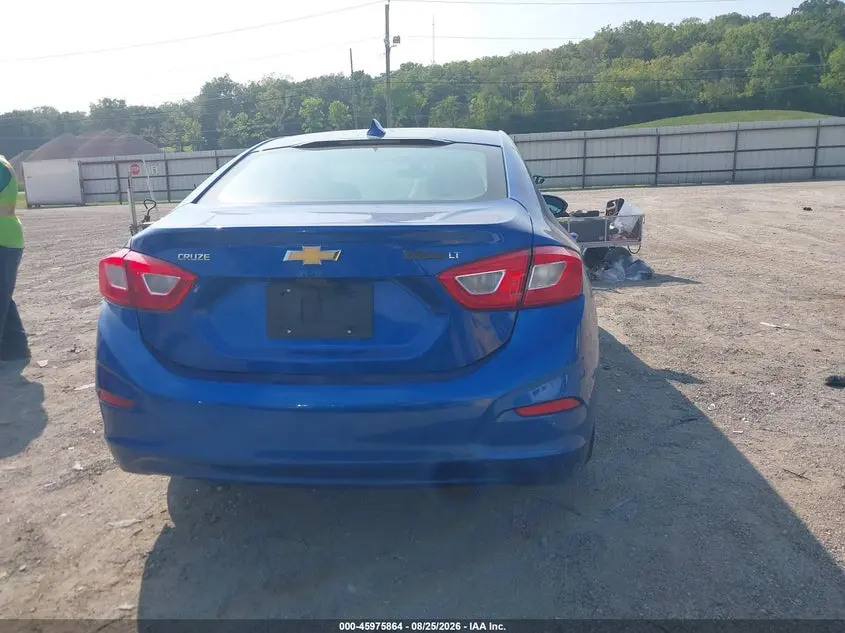 2018 CHEVROLET CRUZE LT AUTO