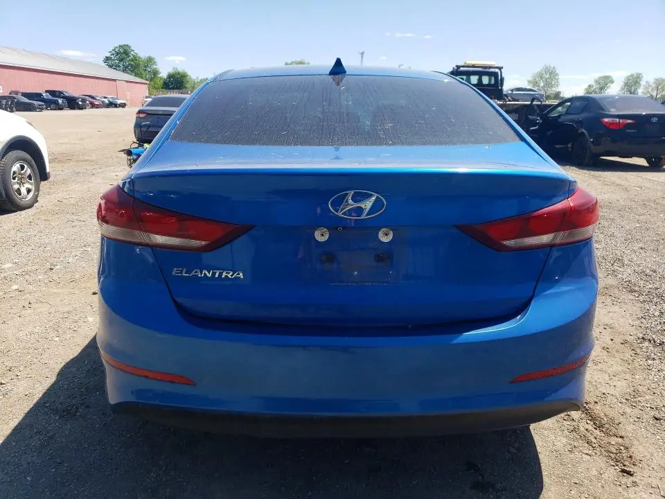 2017 HYUNDAI ELANTRA SE  