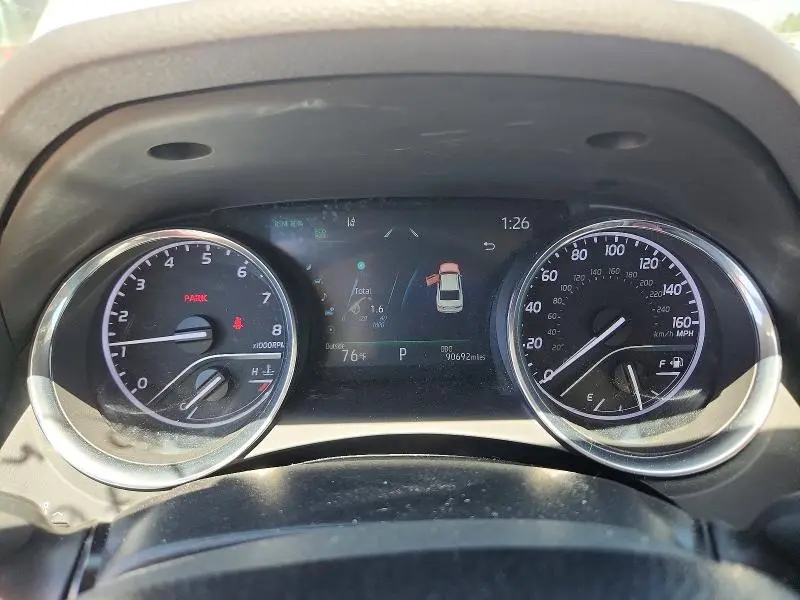 2019 TOYOTA CAMRY XLE  