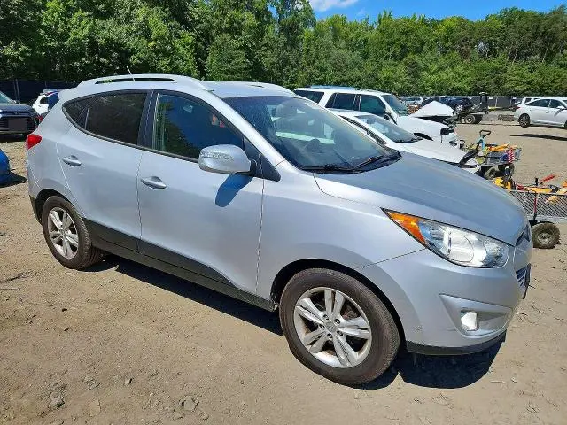 2013 HYUNDAI TUCSON GLS  