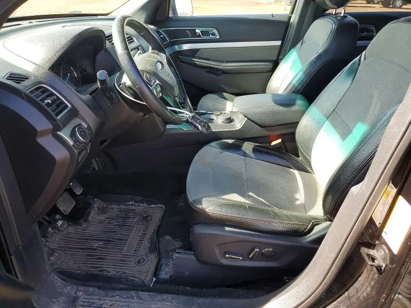 2017 FORD EXPLORER XLT  