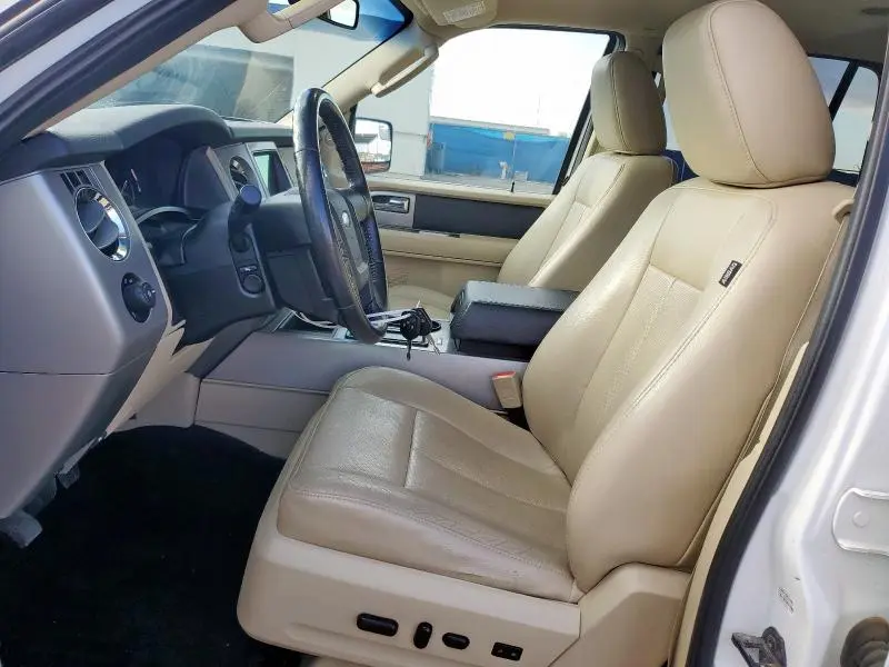 2016 FORD EXPEDITION EL XLT  
