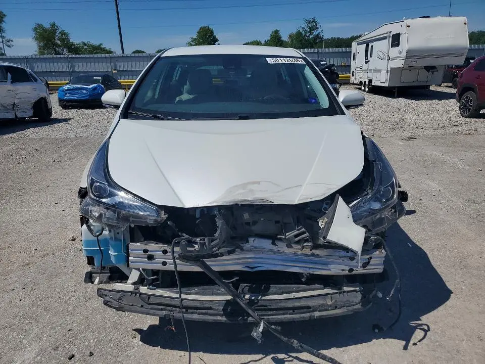 2019 TOYOTA PRIUS LE AWD-E  