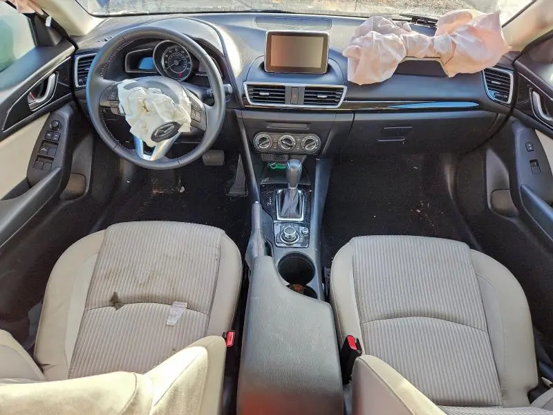 2016 MAZDA 3 TOURING  