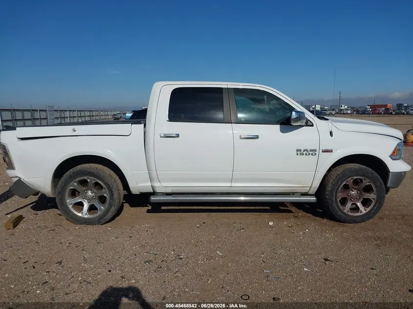 2017 RAM 1500 LARAMIE  4X4 5'7 BOX