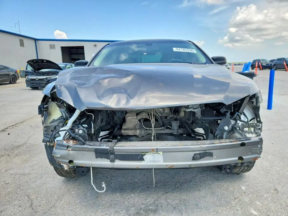 2017 FORD TAURUS SE  