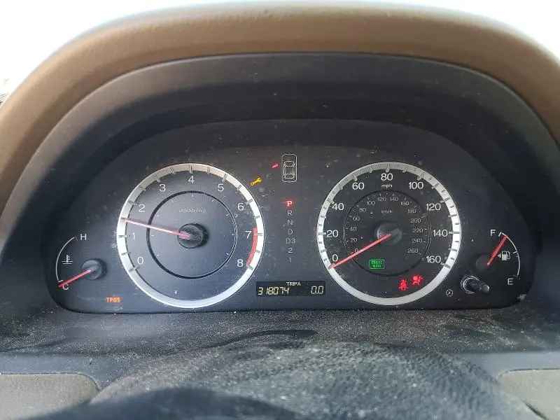 2010 HONDA ACCORD LX  