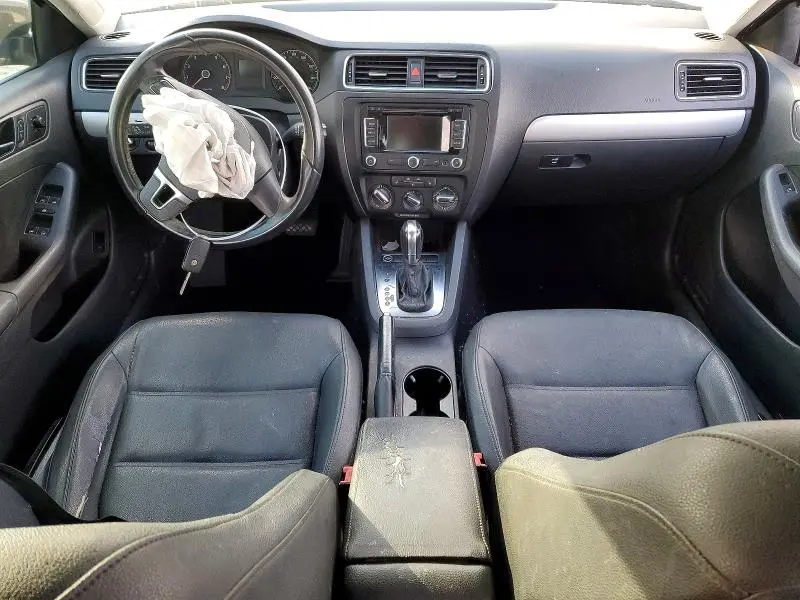 2011 VOLKSWAGEN JETTA SEL  