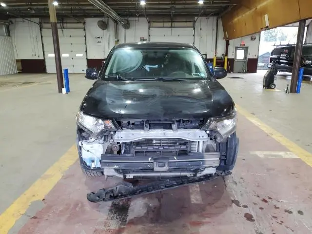 2019 MITSUBISHI OUTLANDER SE  