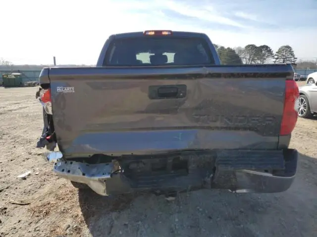 2019 TOYOTA TUNDRA CREWMAX SR5  