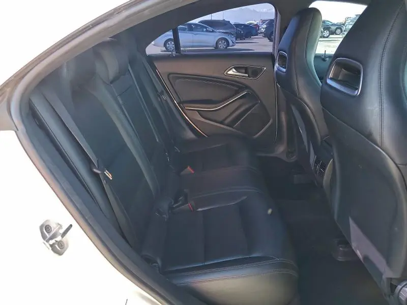 2015 MERCEDES-BENZ CLA 250  