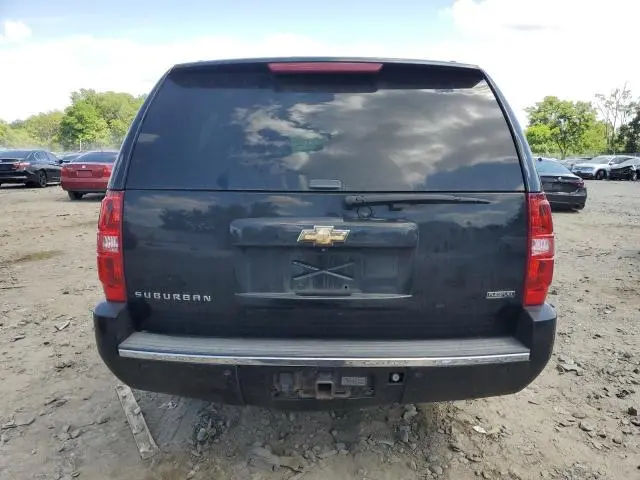2011 CHEVROLET SUBURBAN K1500 LTZ  