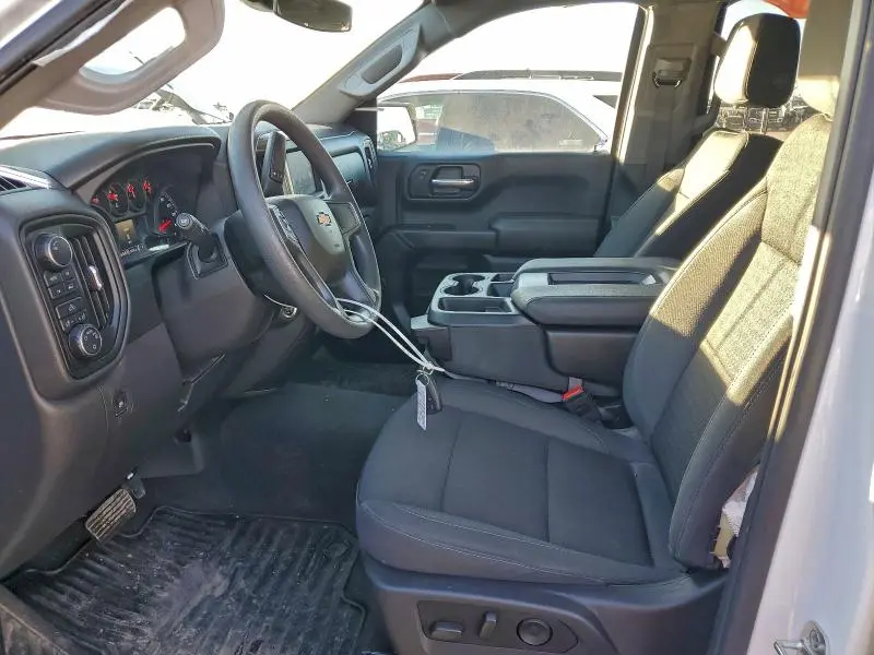 2025 CHEVROLET SILVERADO K1500 CUSTOM  