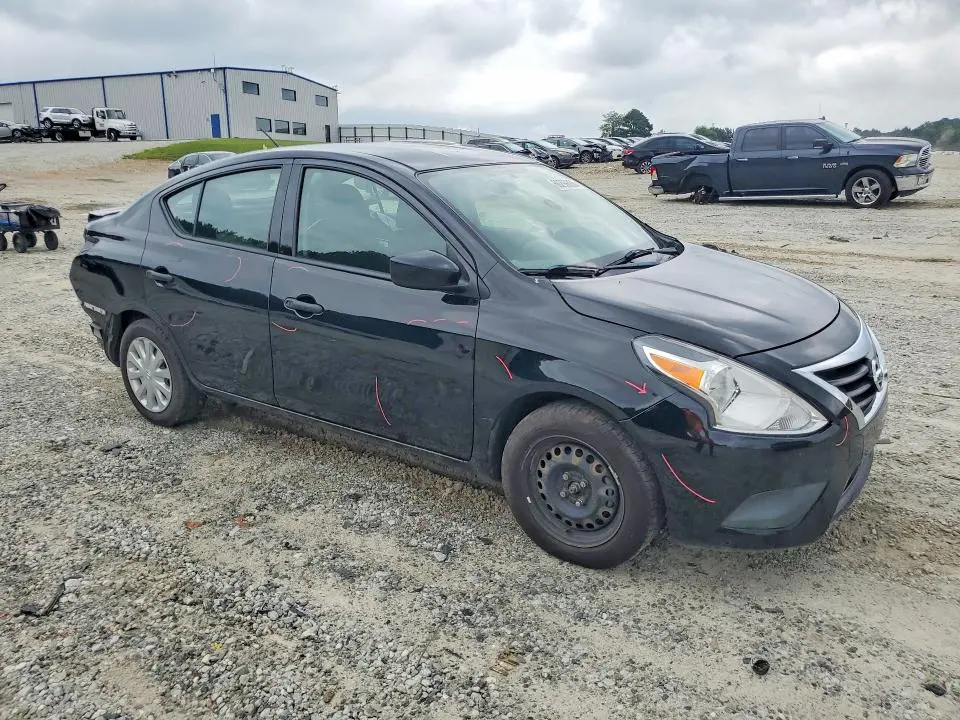 2019 NISSAN VERSA S  