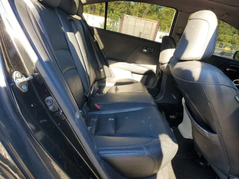2017 HONDA ACCORD TOURING  