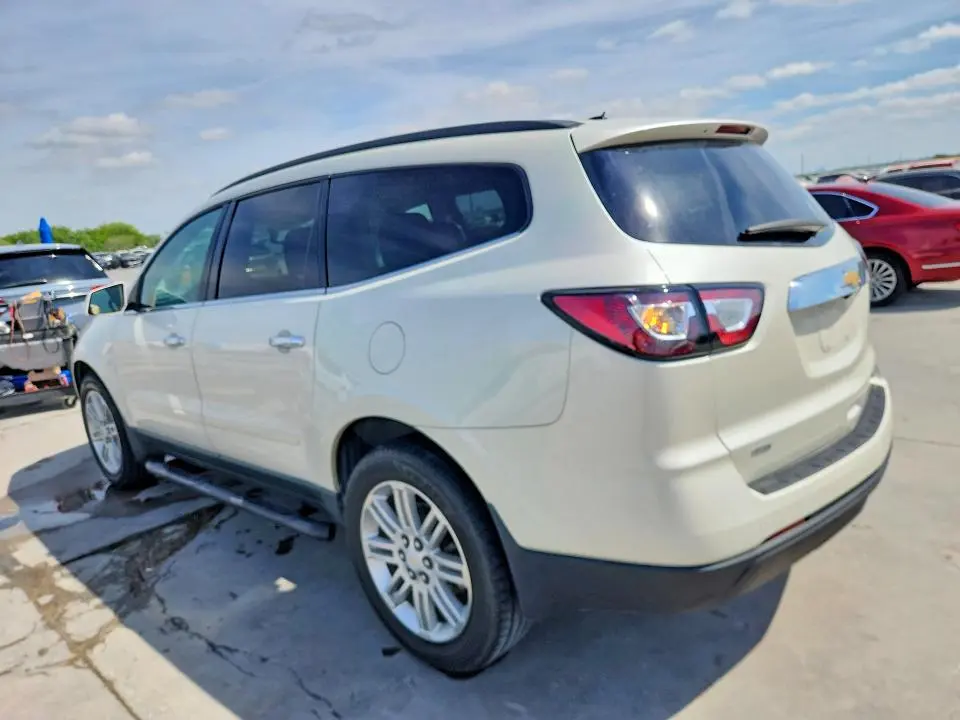 2015 CHEVROLET TRAVERSE LT  