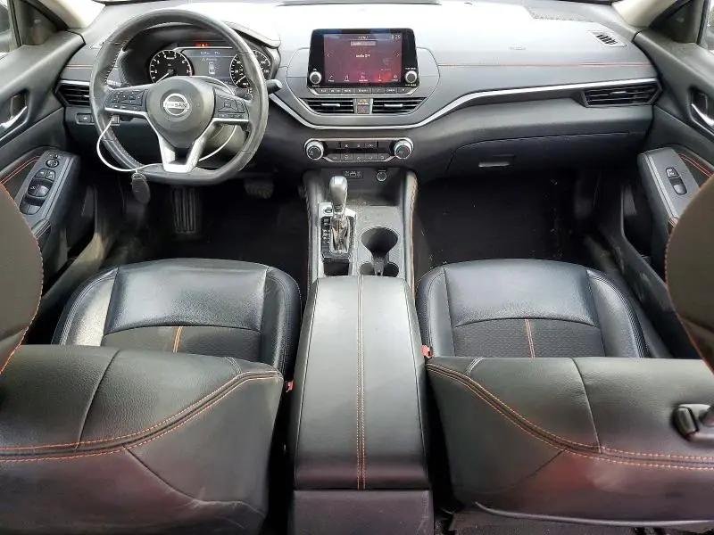 2022 NISSAN ALTIMA SR  