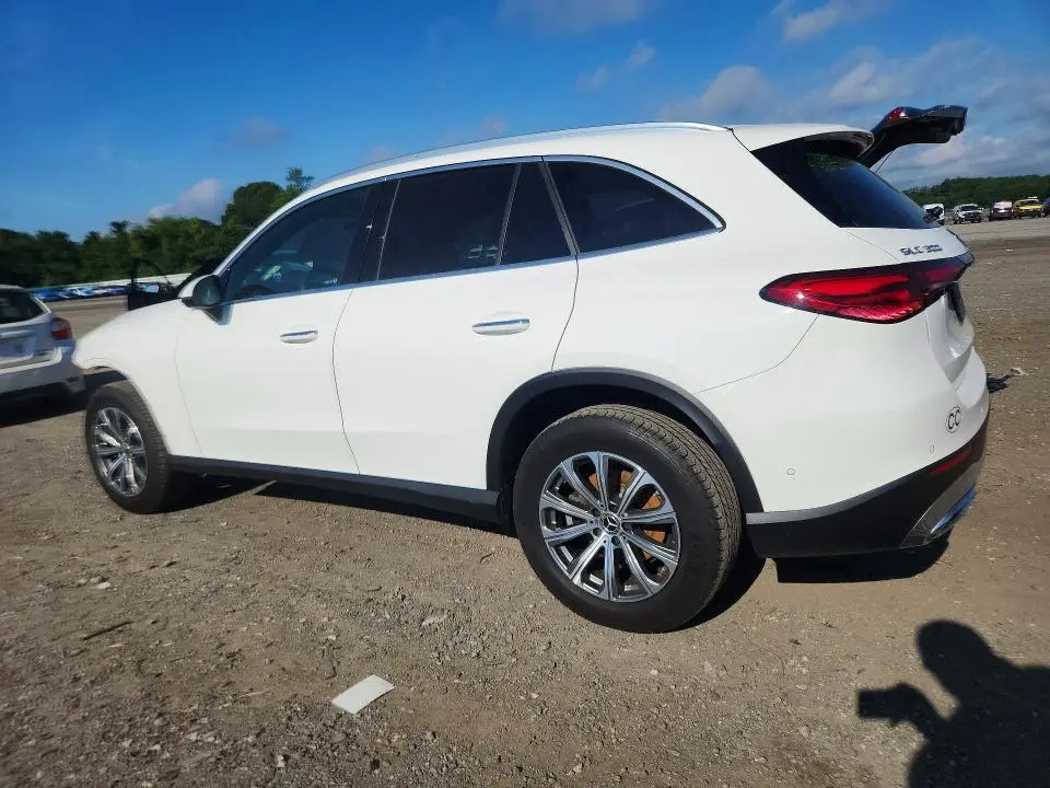 2025 MERCEDES-BENZ GLC 300 4MATIC  