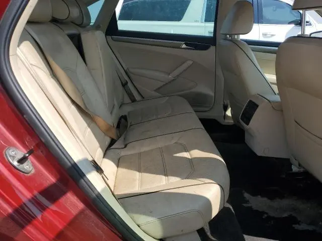 2017 VOLKSWAGEN PASSAT SE  