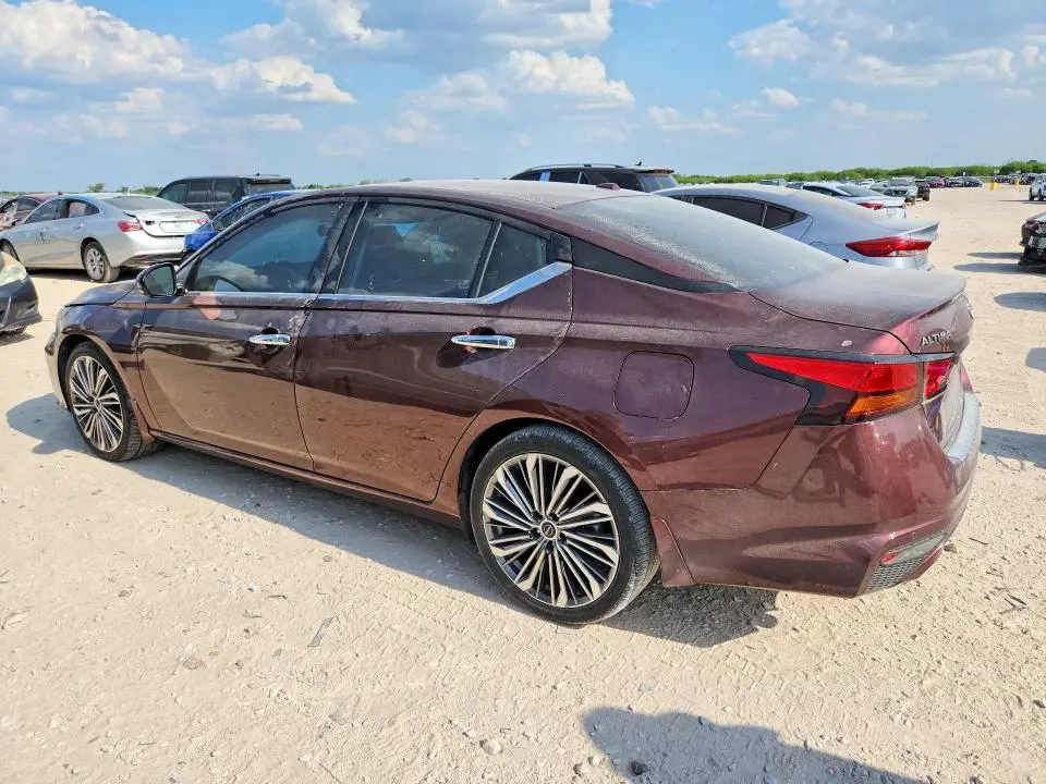 2023 NISSAN ALTIMA SL  