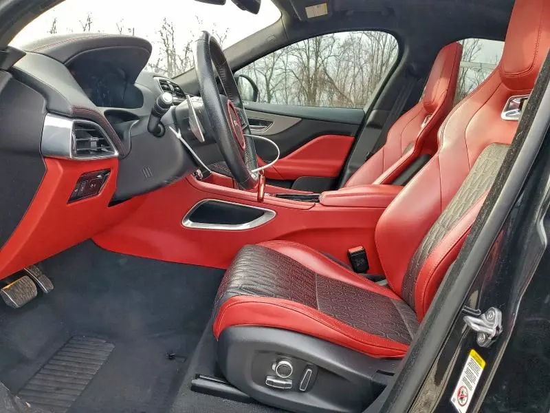 2020 JAGUAR F-PACE SVR  