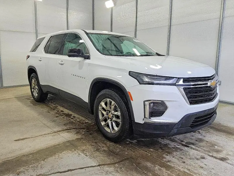 2022 CHEVROLET TRAVERSE LS  