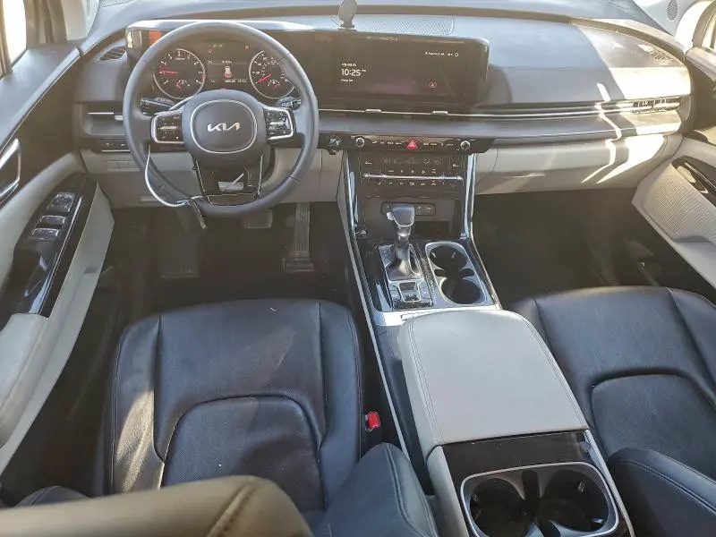 2024 KIA CARNIVAL EX  