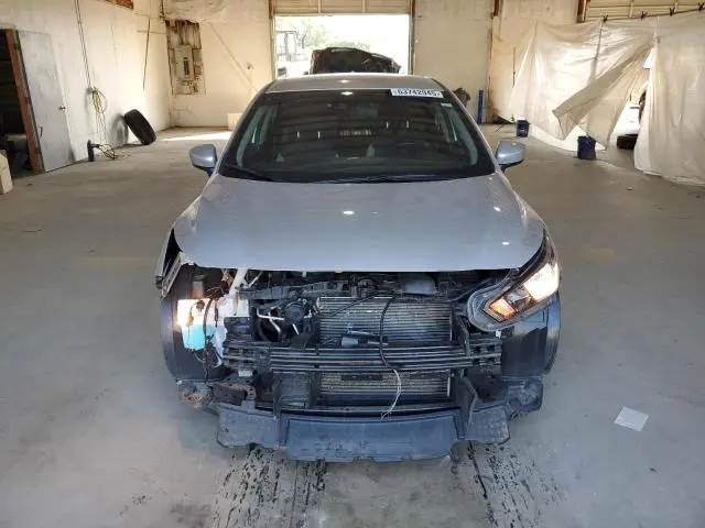 2022 NISSAN VERSA SV  
