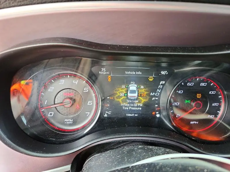 2019 DODGE CHARGER SXT  