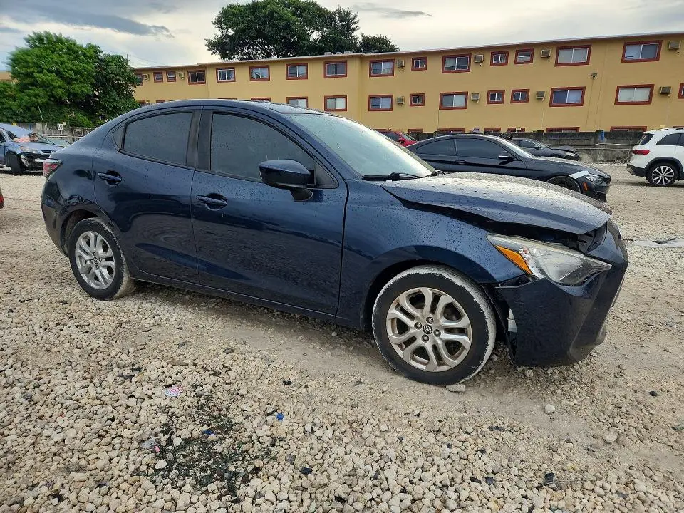 2018 TOYOTA YARIS IA BASE  