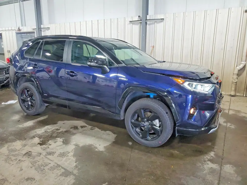 2019 TOYOTA RAV4 XSE  