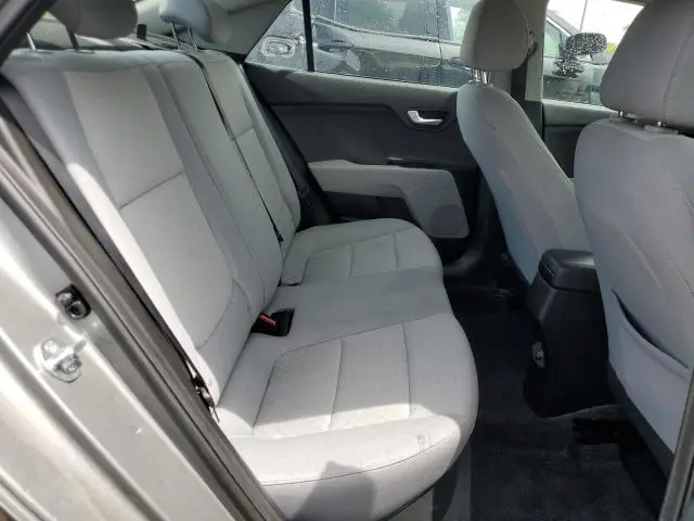 2022 KIA RIO LX  