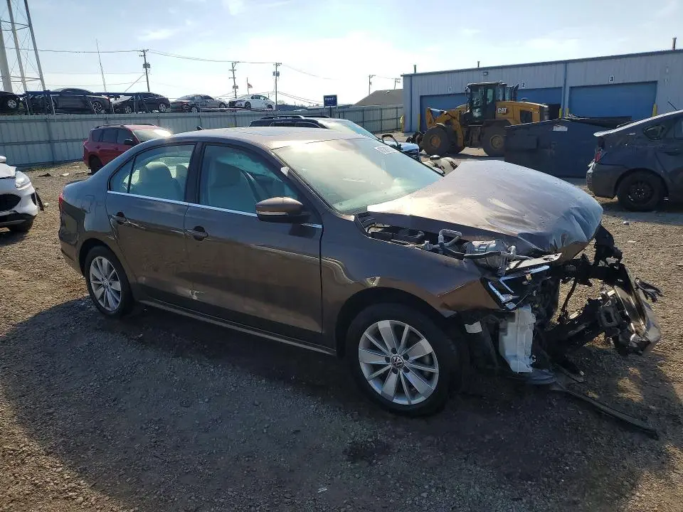 2015 VOLKSWAGEN JETTA SE  