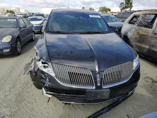 2017 LINCOLN MKT 