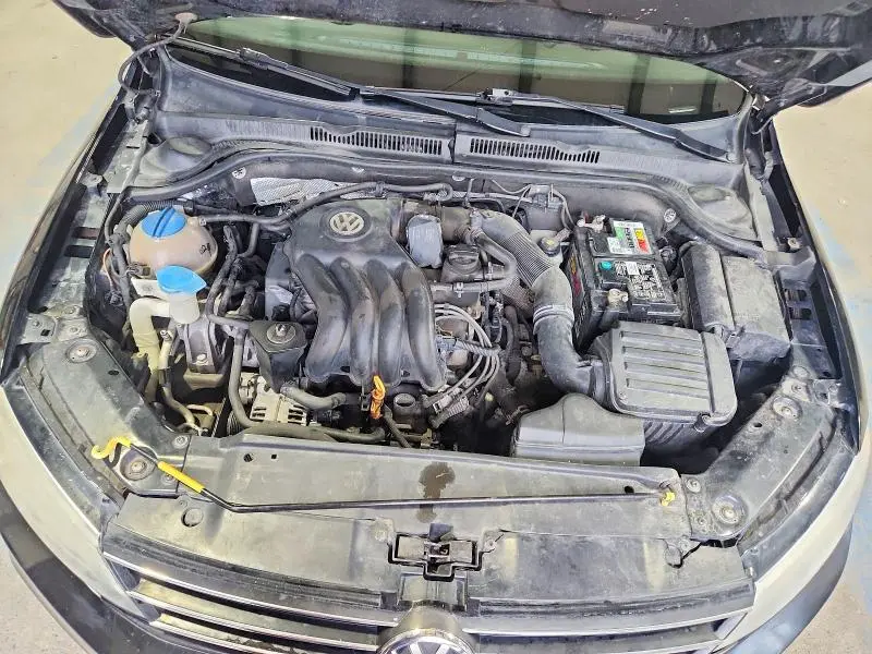 2015 VOLKSWAGEN JETTA BASE  