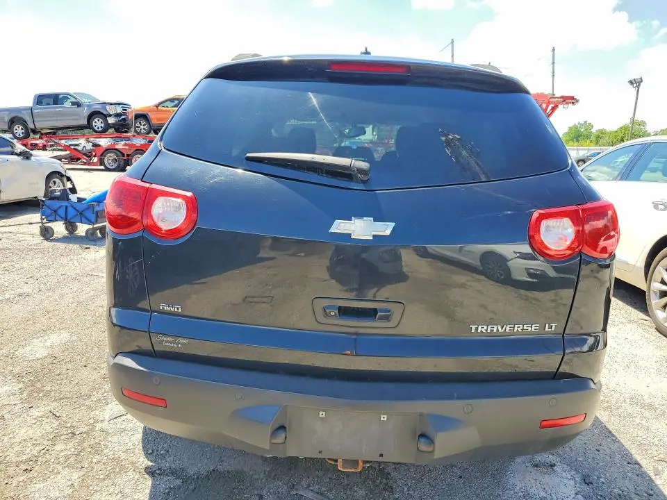 2012 CHEVROLET TRAVERSE LT  
