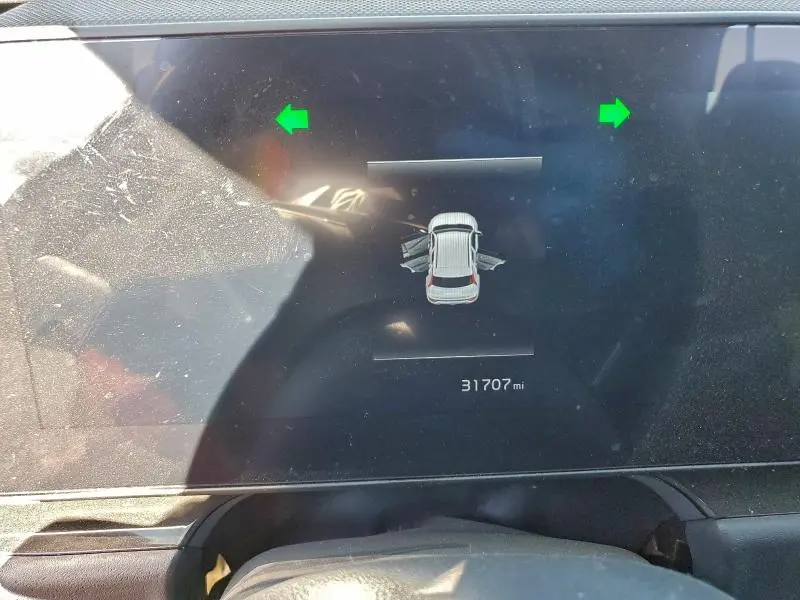 2023 KIA NIRO EX  
