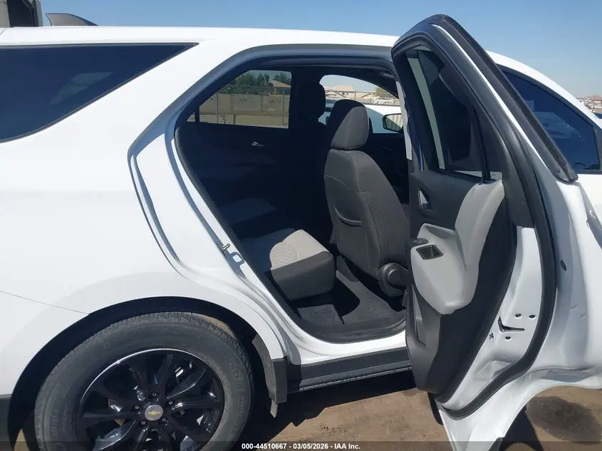 2021 CHEVROLET EQUINOX FWD LS