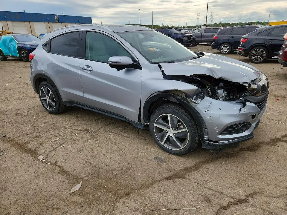 2022 HONDA HR-V EX  