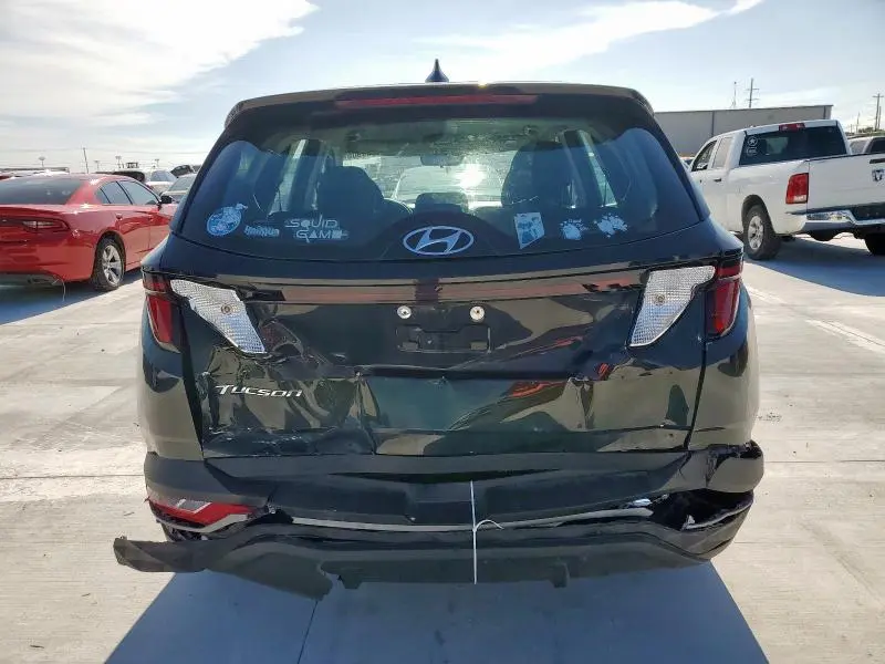 2023 HYUNDAI TUCSON SE  