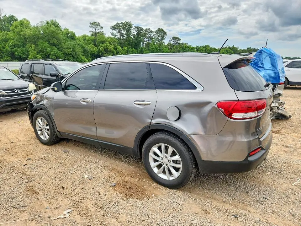 2017 KIA SORENTO LX V6  