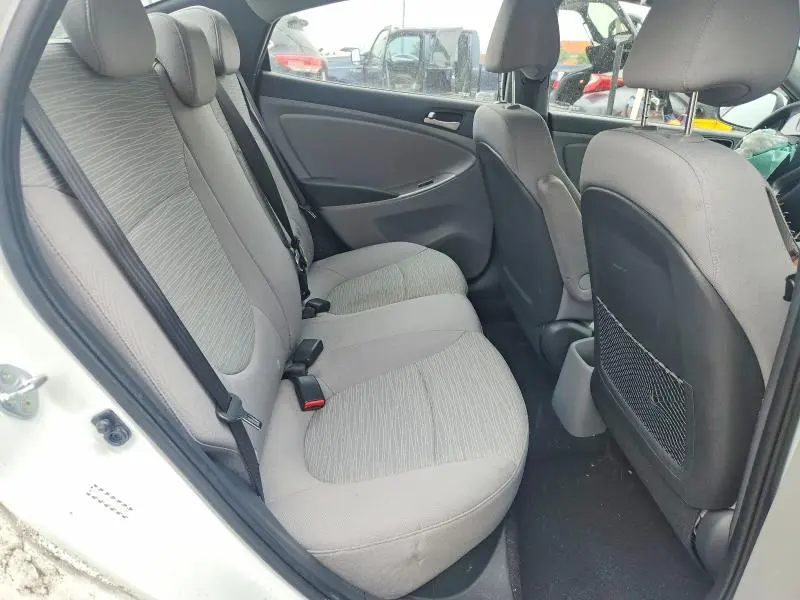 2015 HYUNDAI ACCENT GLS  