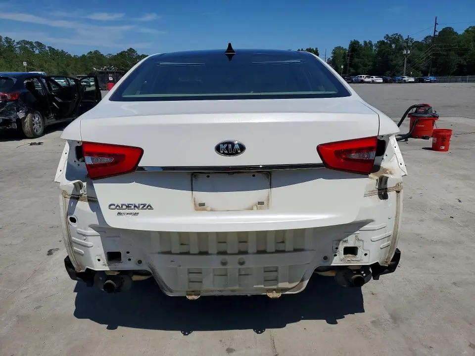 2016 KIA CADENZA LUXURY  