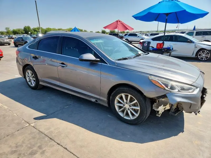 2018 HYUNDAI SONATA SE  