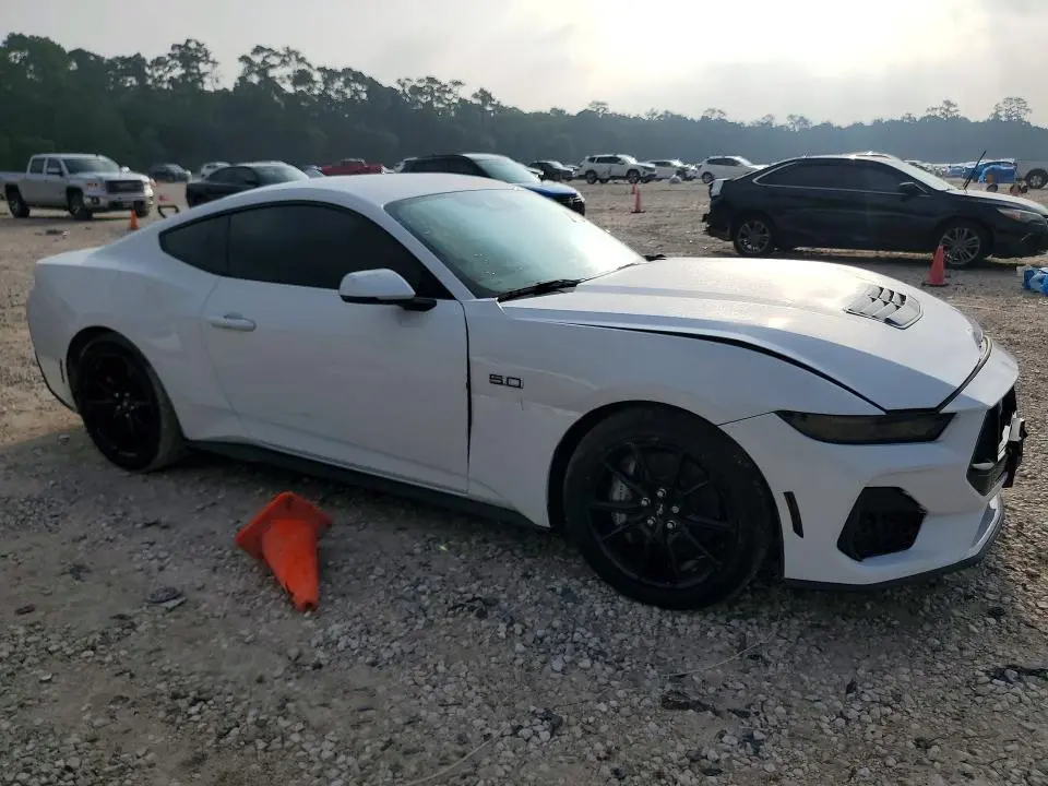 2026 FORD MUSTANG GT  
