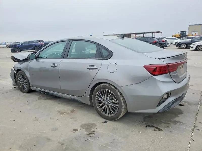 2023 KIA FORTE GT LINE  