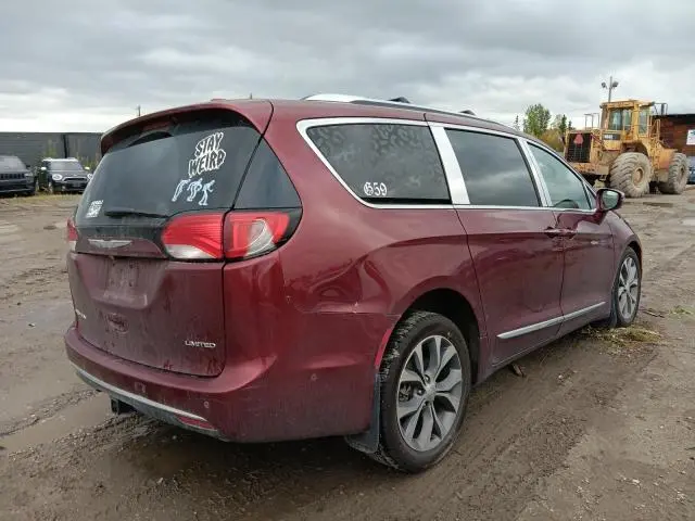 2017 CHRYSLER PACIFICA LIMITED  