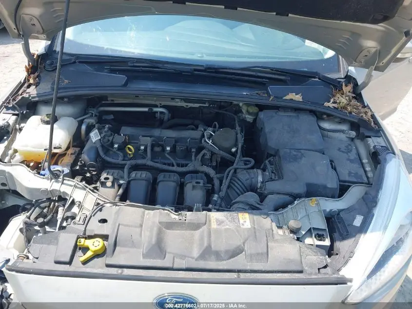2015 FORD FOCUS SE