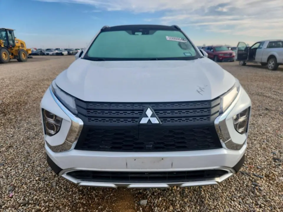 2024 MITSUBISHI ECLIPSE   